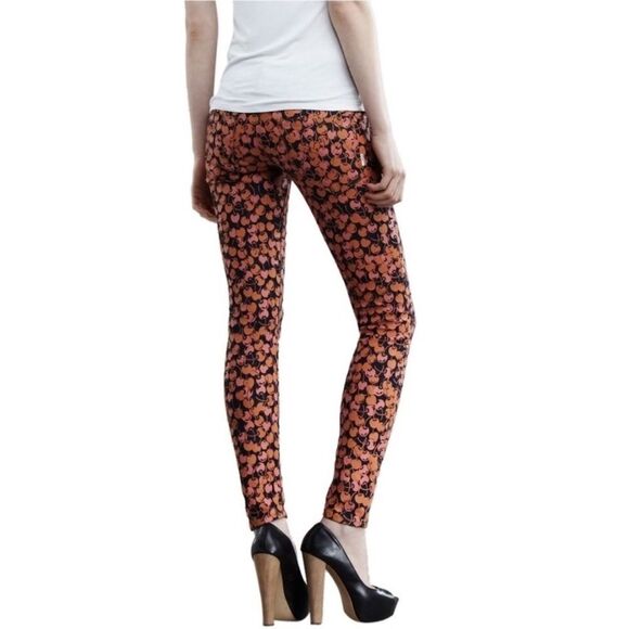 MOTHER The Looker Cherry Print Jeans Denim Sz 28 - Picture 2 of 11
